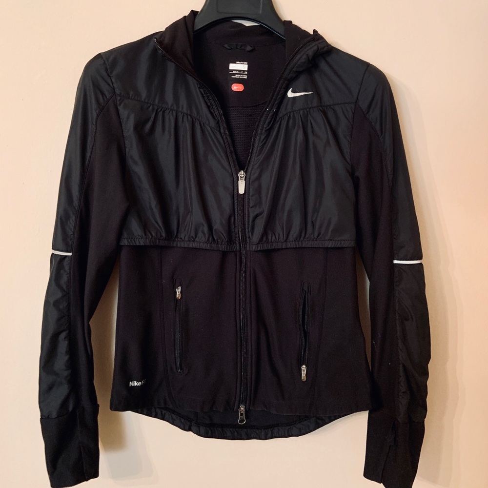 NIKE | Fit Dry Athletic Zip Up Jacket for Women